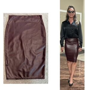 Revamped burgundy mahogany Bordeaux faux leather mini pencil skirt Sz M